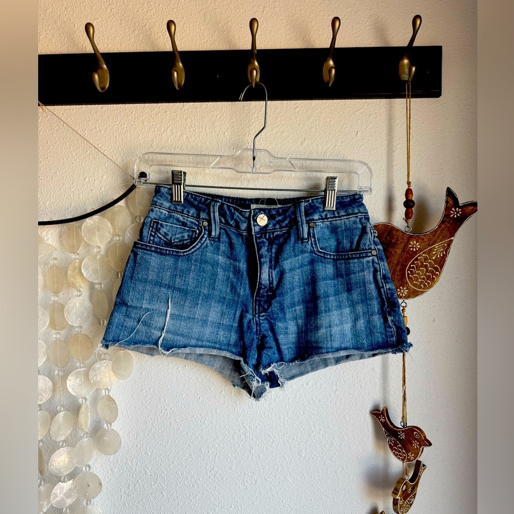 Unpublished Jean Shorts. Size 24.